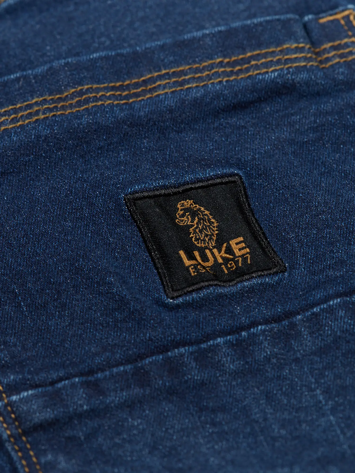 DNA TAPERED FIT JEANS - Image 7