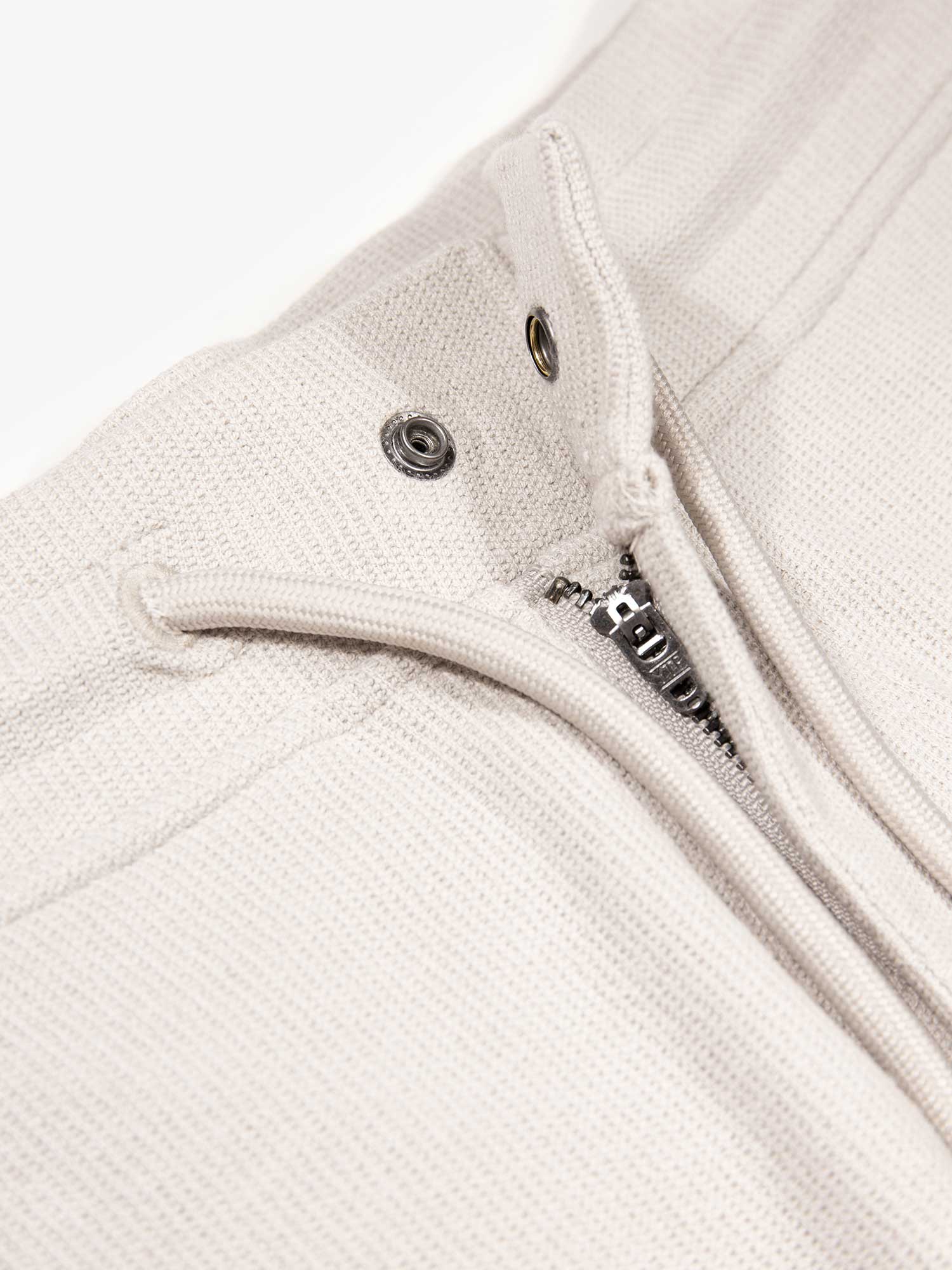 LAKI TEXTURED SHORTS - Image 7