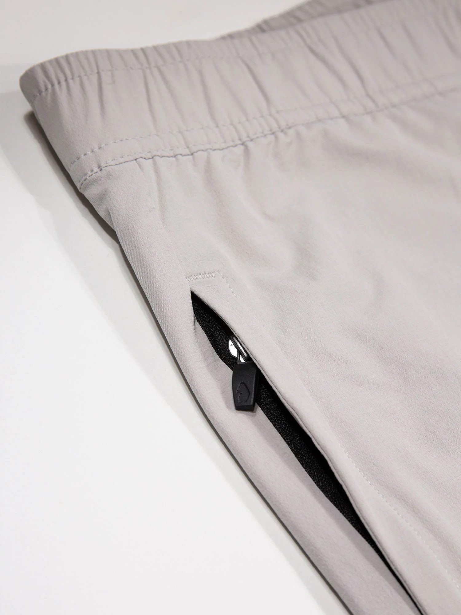 LOCANA TECH JOGGERS - Image 8