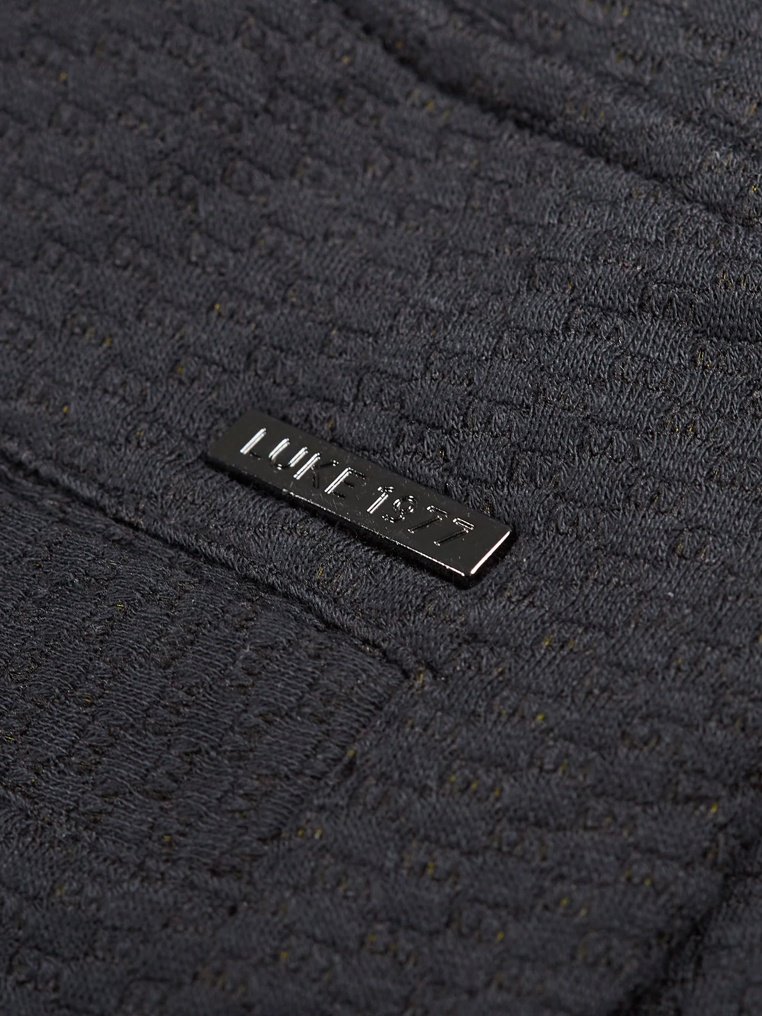 MARACENA WAFFLE TEXTURED SHORTS - Image 7