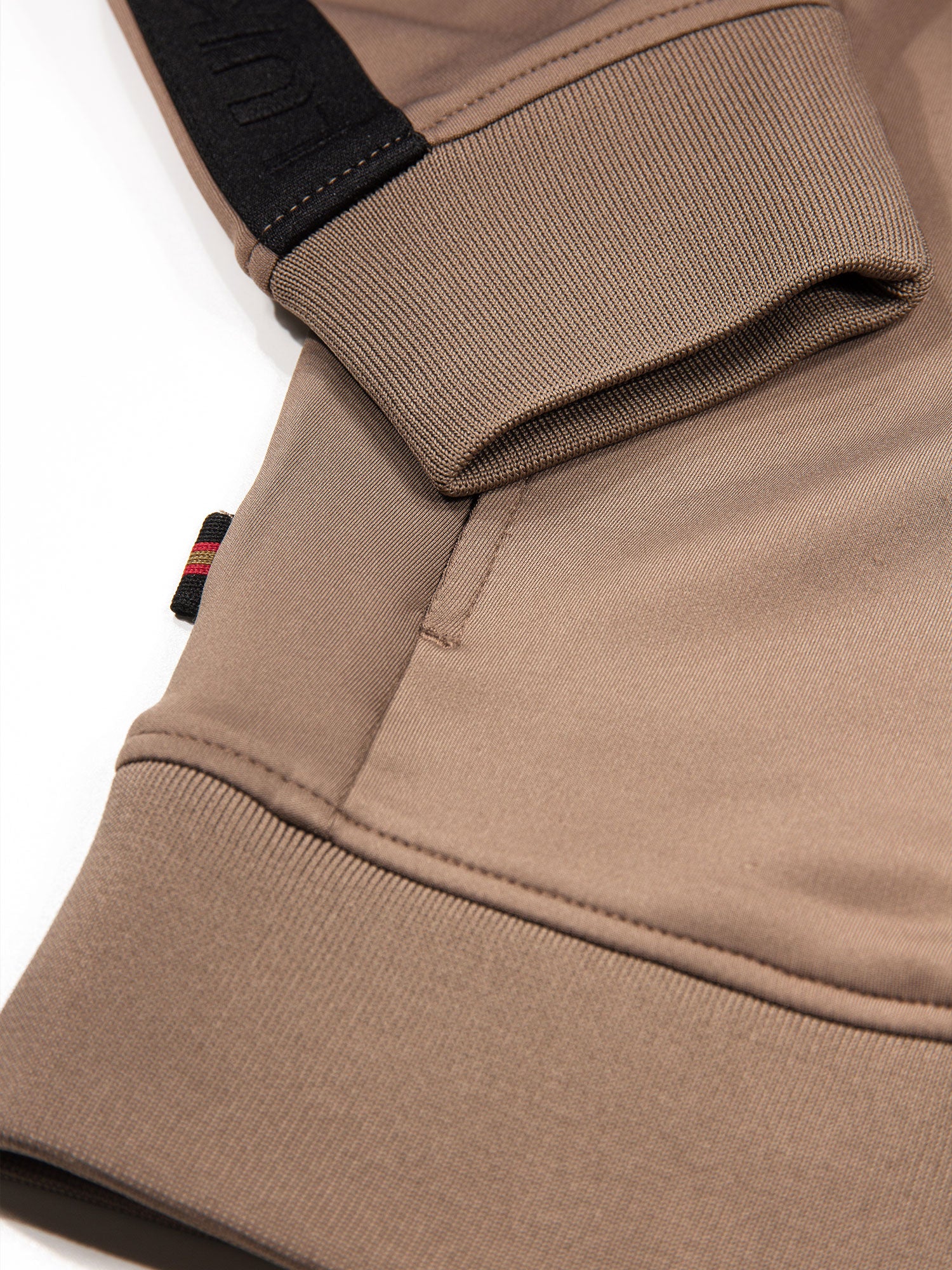 TTTQR QUARTER ZIP SWEATSHIRT - Image 10